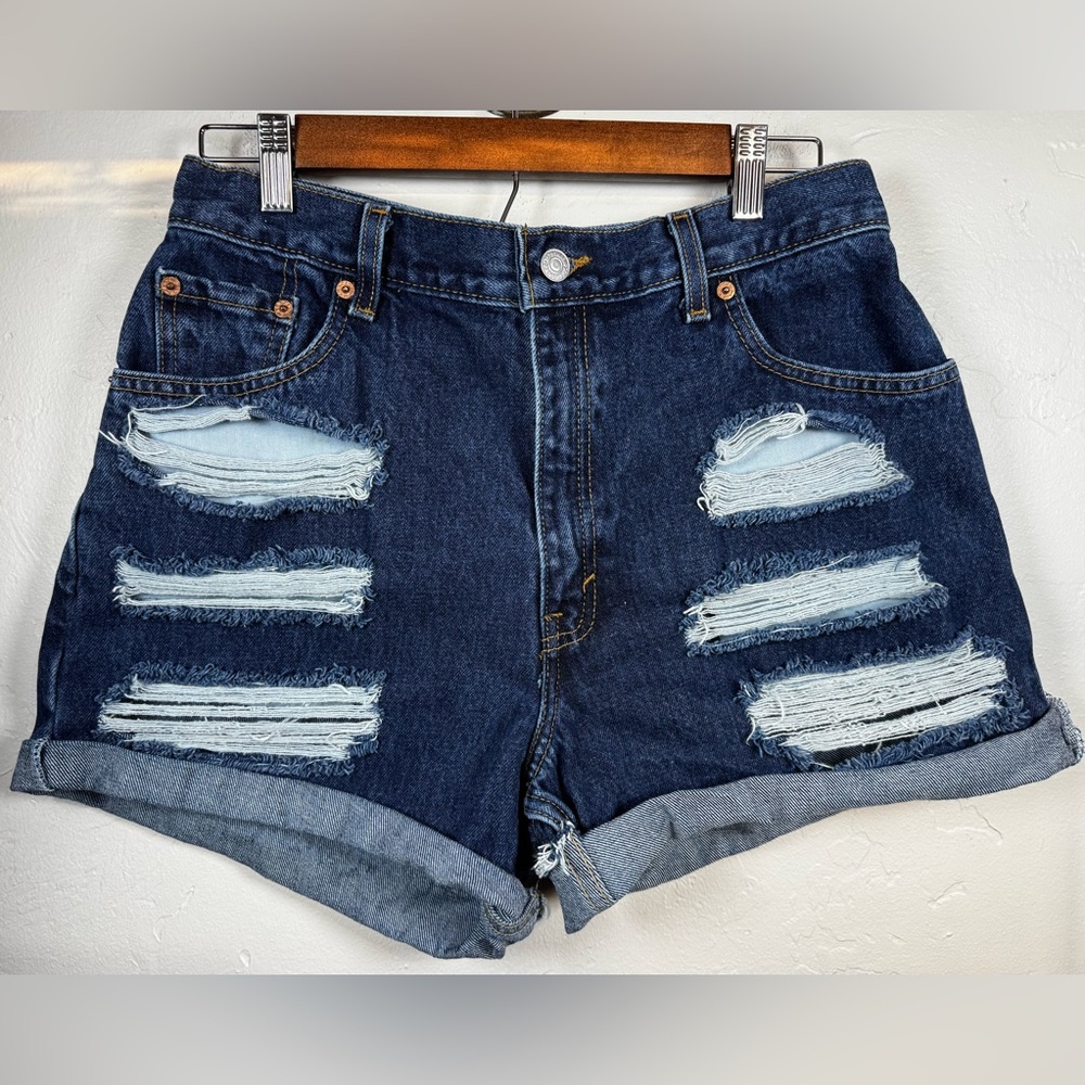 Vintage 90’s Levi’s 550 Cuffed Cutoff Shorts Raw Hem Size 12